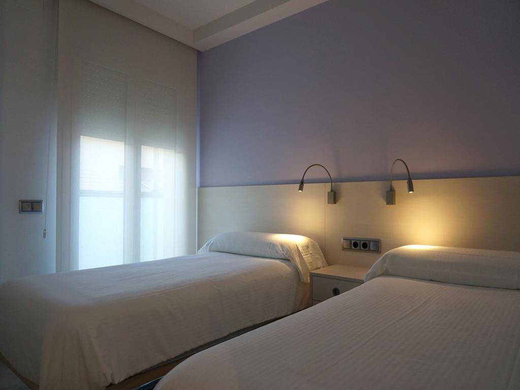 Llevant I Ponent Palamos Exterior photo