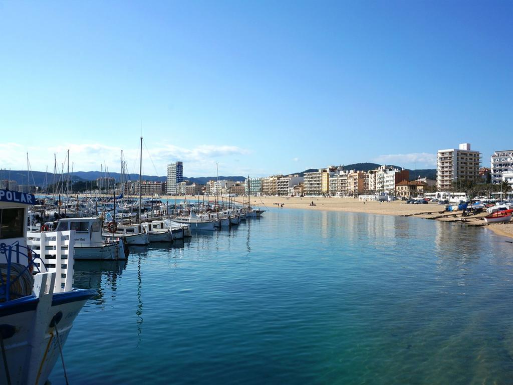 Llevant I Ponent Palamos Exterior photo